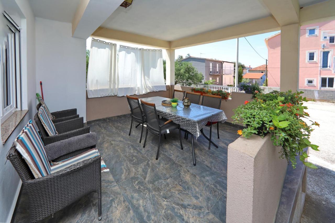 Apartment Sunny Terrace Bibinje Luaran gambar